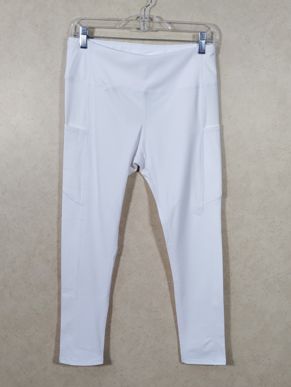 I133 Vonica White Women's Sport Pants/Leggings 12 NWT
